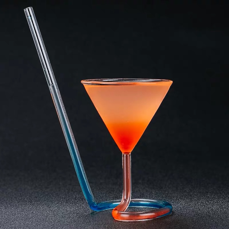 Creative Lead free cocktail glass cup with spiral straw